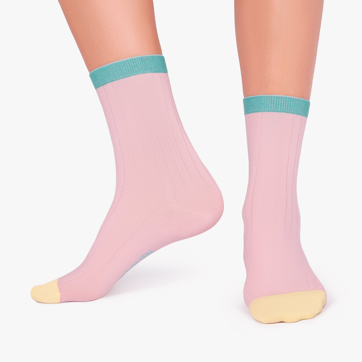 Woman Ribbed - Pink (2)