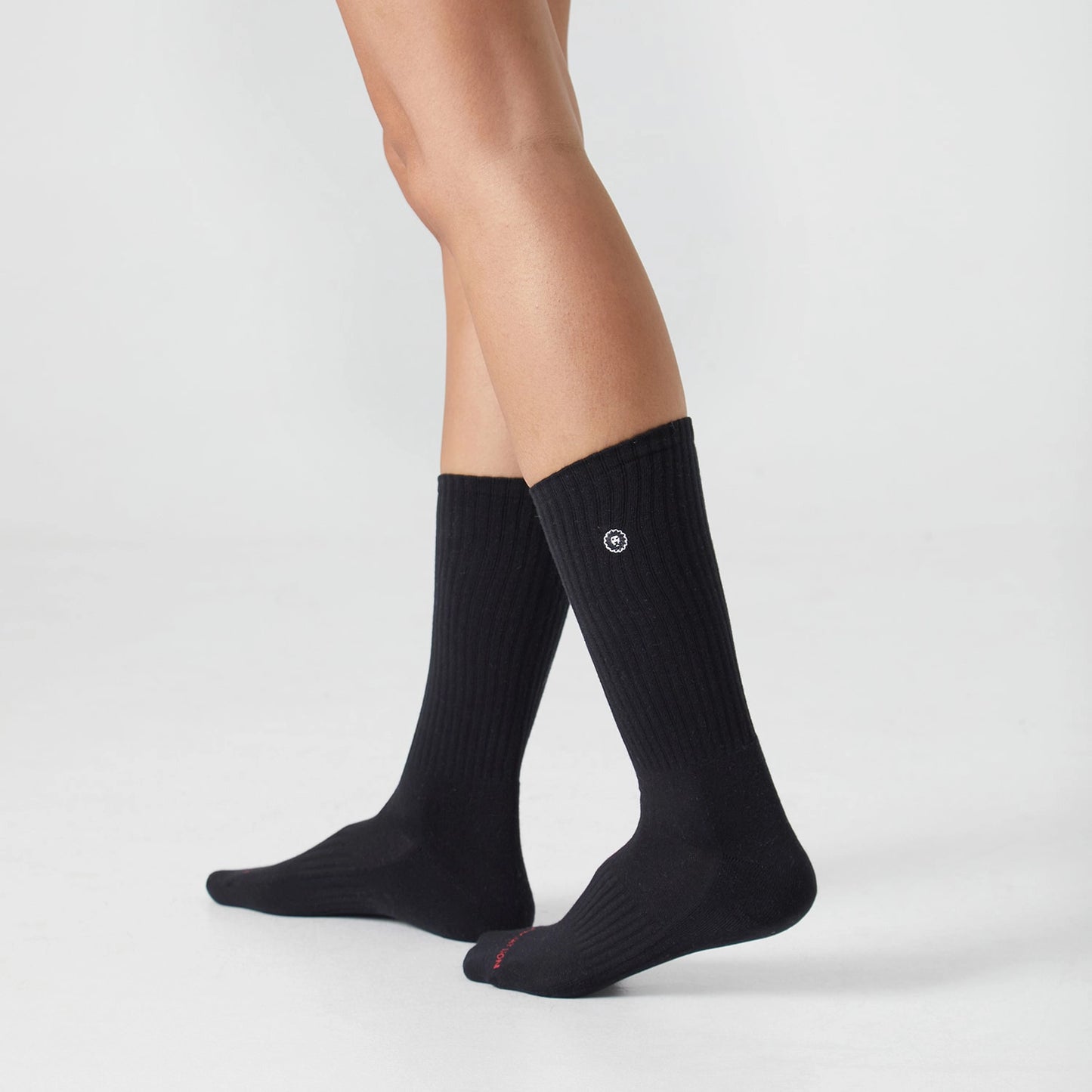 3 x Athletic Essentials Lion III - Various