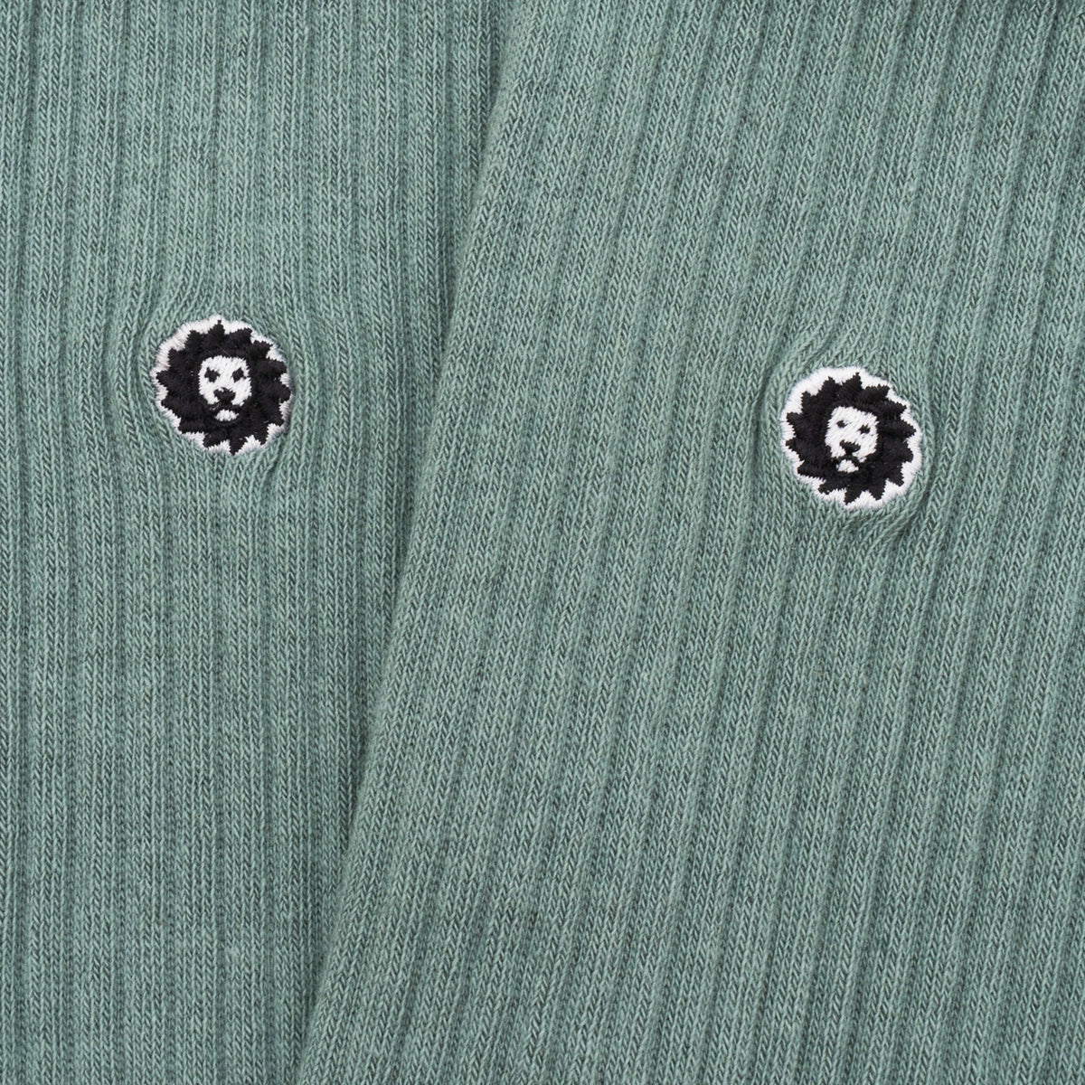 Athletic Essentials Lion - Sage Green